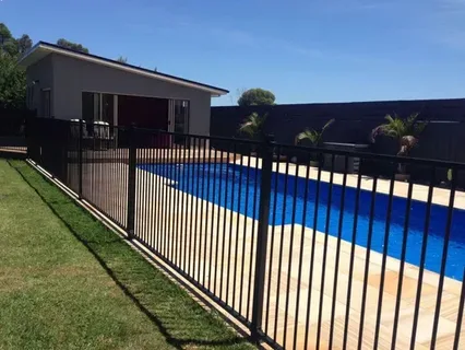 Can a Pool Fence Replace a Pool Cover?