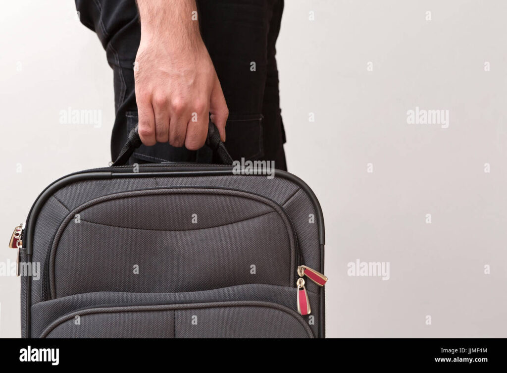 Carry On Suitcase NZ Buying Guide: Smart Tips for Travelers on a Budget